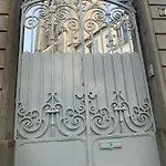 Maison d'hôtes Le Prieuré De Thibault Saint-Thibault-des-Vignes