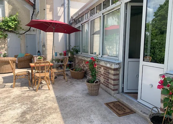 Le Prieure De Thibault Pensjonat Saint-Thibault-des-Vignes